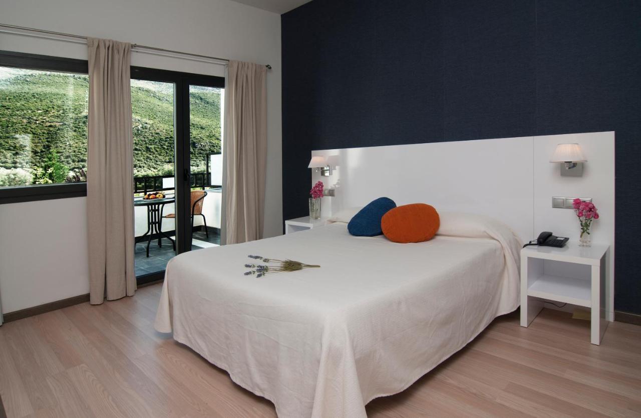 Amalurra Granada Hotel Caparacena Room photo